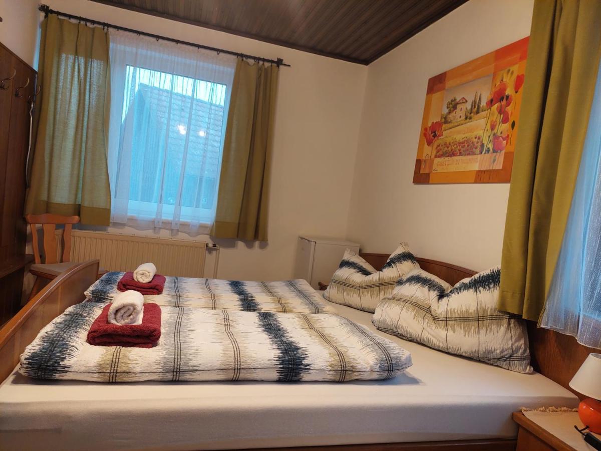 Pension Welserhof Wilfersdorf  Bagian luar foto